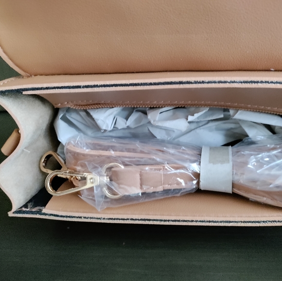 Weaved crossbody bag - Picture 14 of 16